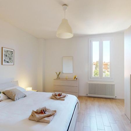 Appartamento Accogliente Con Vista San Luca Bolonia Exterior foto