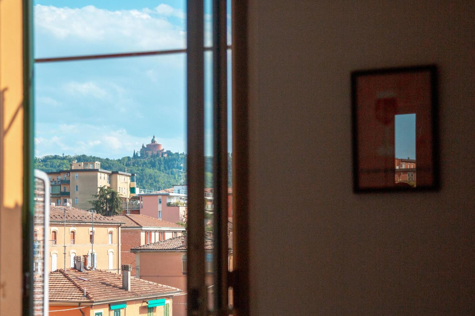 Appartamento Accogliente Con Vista San Luca Bolonia Exterior foto